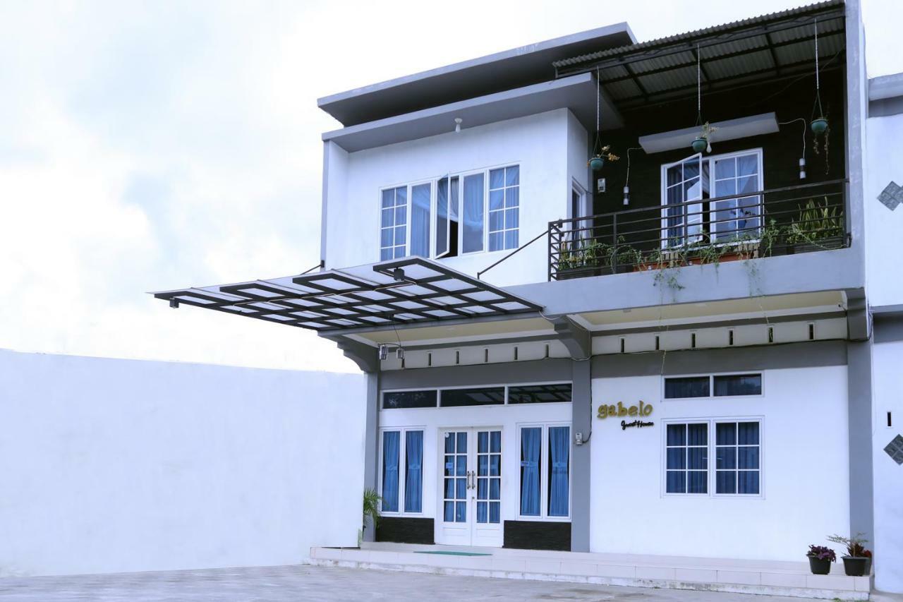 Oyo 1386 Hotel Grand Gabelo Bukittinggi Exterior foto